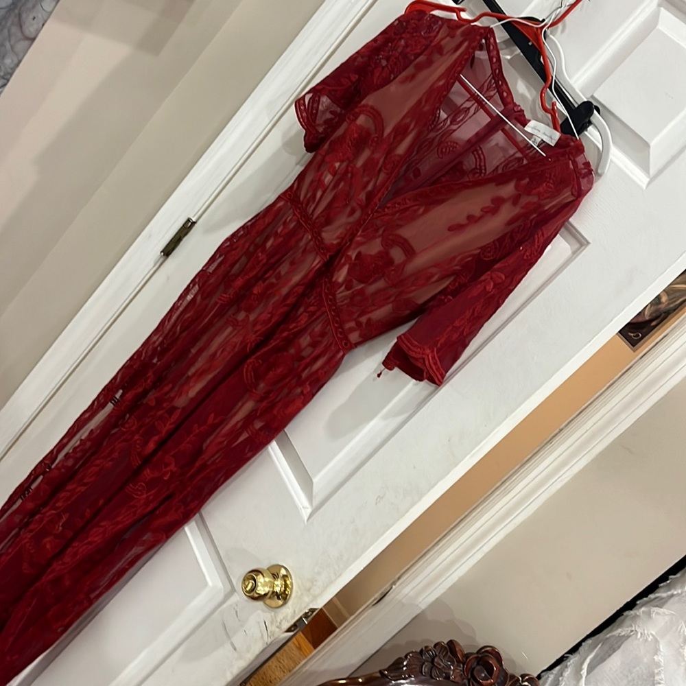 Maroon size large Lana roux lace dress w romper under layer